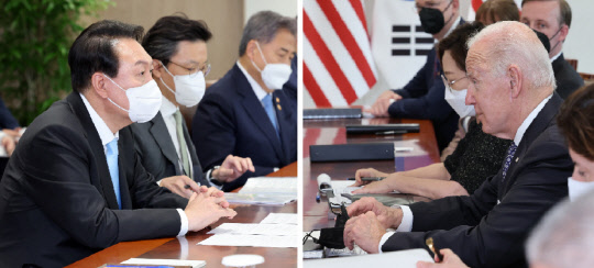 윤석열 대통령과 조 바이든 대통령이 21일 서울 용산 대통령 집무실 5층에서 확대 정상회담을 갖고 있다. 연합뉴스